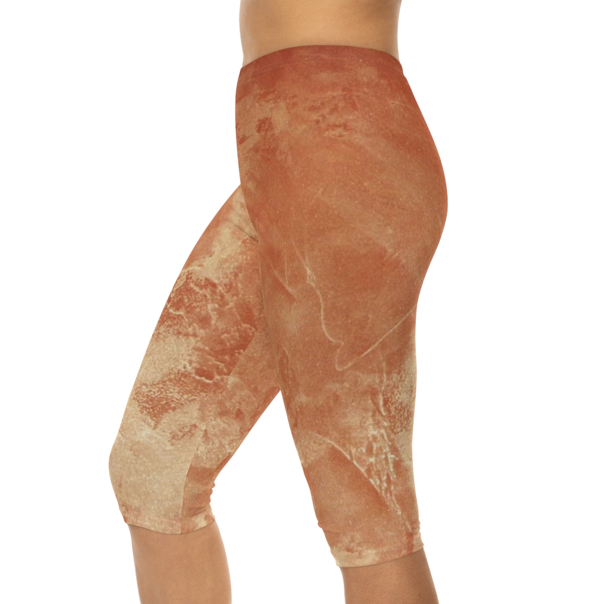 Stylish Women's Capri Leggings in Abstract Art Design