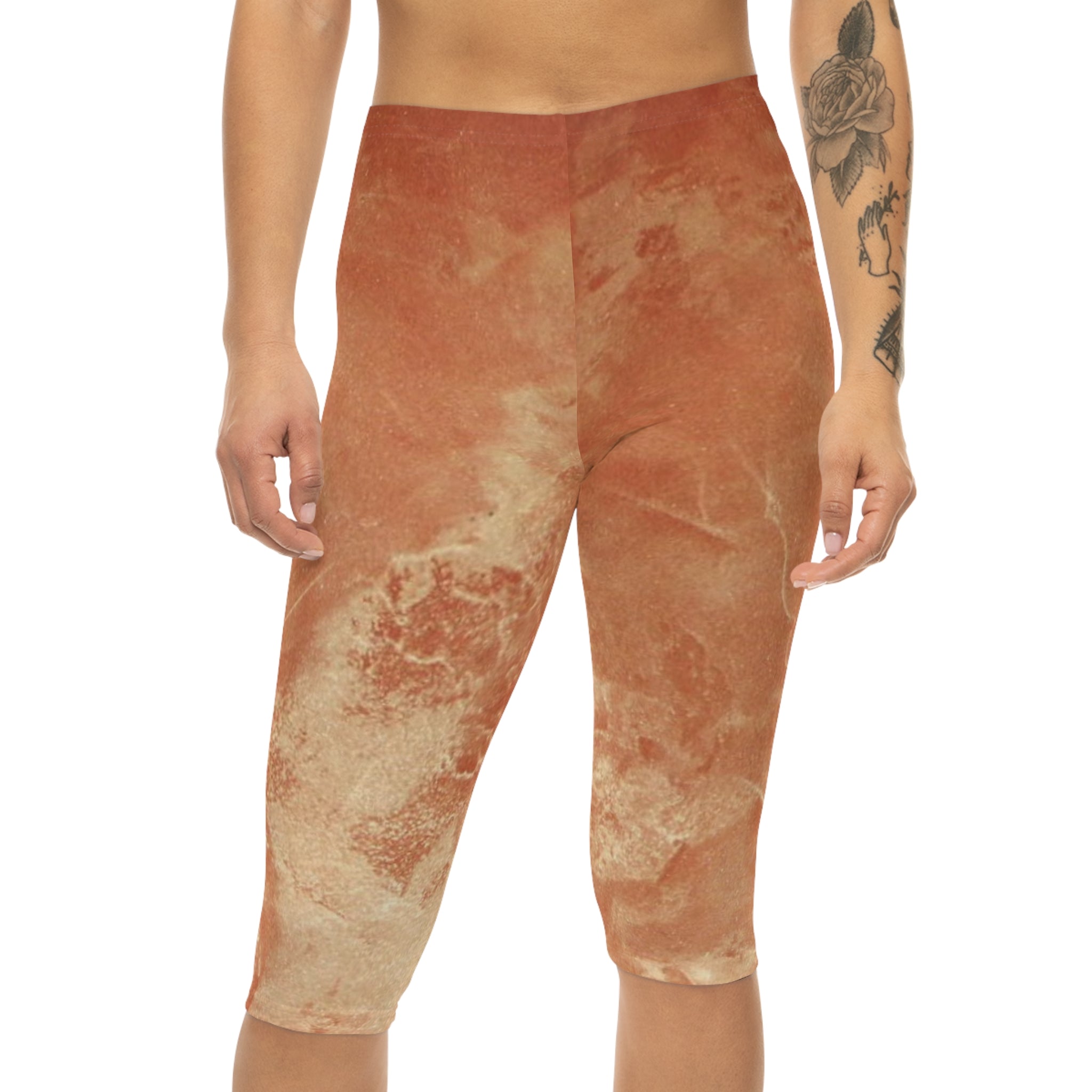 Stylish Women's Capri Leggings in Abstract Art Design