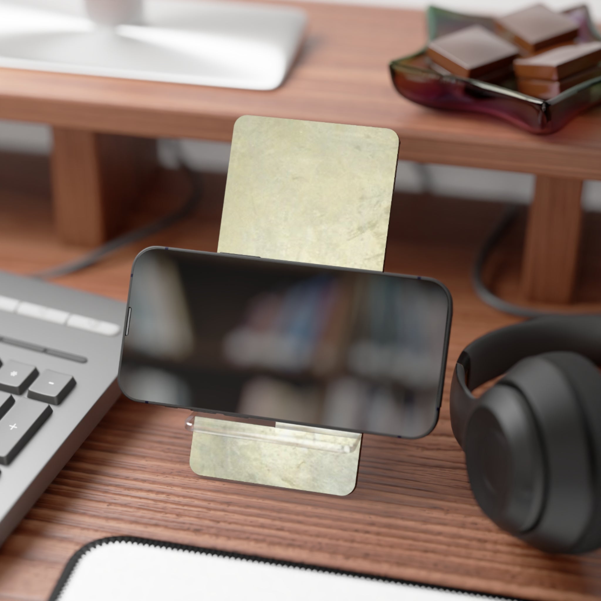 Smartphone Stand - Silver Art Design by Studio Blitz