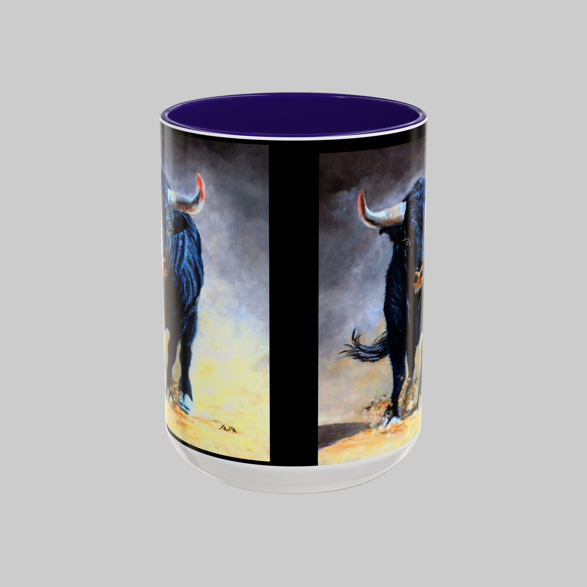 Mug with artistic depiction of a bull in 15 oz with navy interior