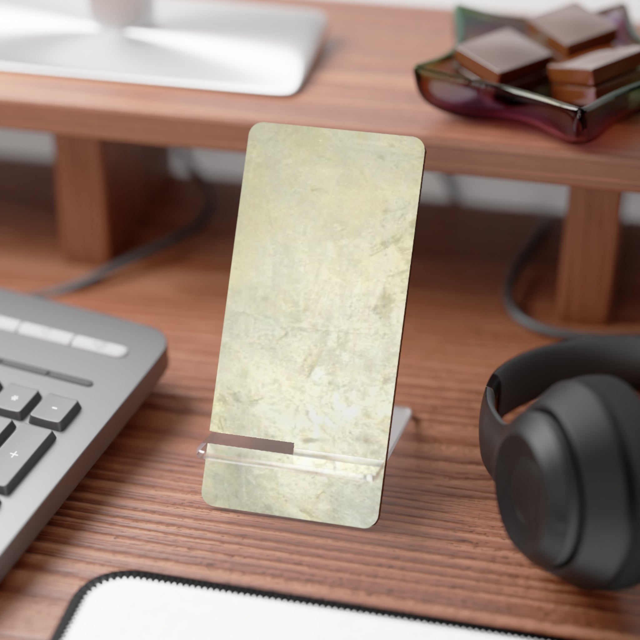 Smartphone Stand - Silver Art Design by Studio Blitz